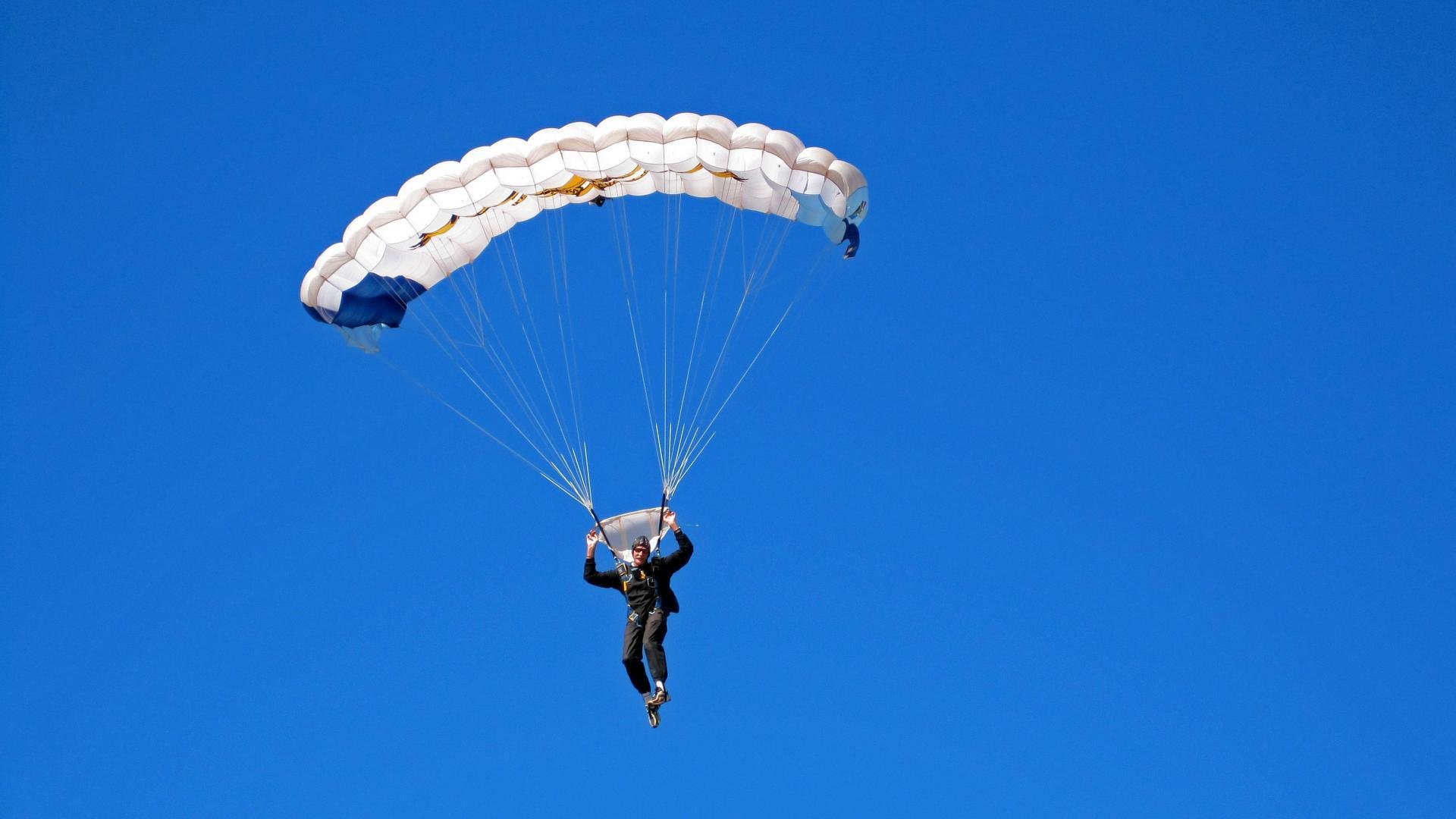 KAIYUNAPP-德国女足惊险获胜，晋级之路一触即发，德国女足发展